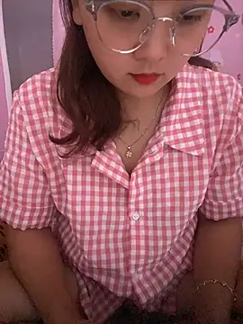 Snapshot of Samsam-006 chatting on 05-03-26, 07:03 Samsam-006 online show from 05-03-26, 07:03