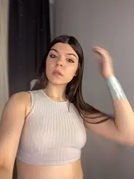 kira seduce online show from 12-05-25, 02:25