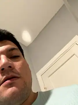 Snapshot of CharlyAlfa22 chatting on 01-12-26, 04:56 CharlyAlfa22 online show from 01-12-26, 04:56