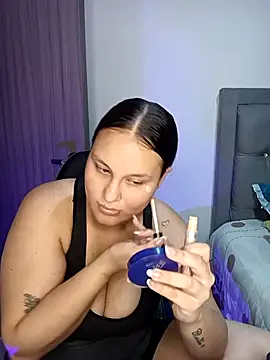 Valeriaa 21 online show from 06-26-26, 10:36