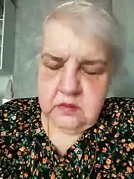 HapinessLovee online show from 04-18-26, 12:53