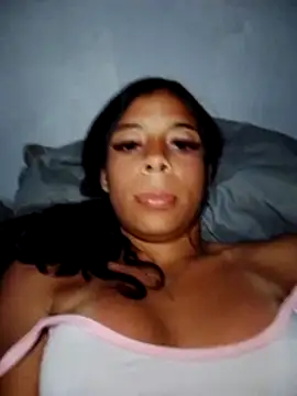 Vaness hot online show from 04-15-26, 12:28