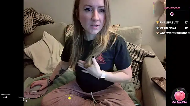 Snapshot of alluringpixie chatting on 01-08-26, 11:07 alluringpixie online show from 01-08-26, 11:07