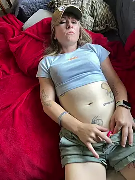 alluringpixie online show from 04-15-26, 03:41