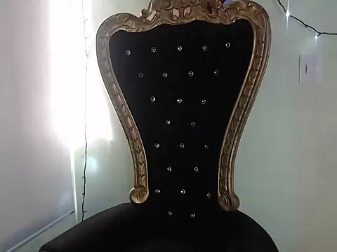 Snapshot of _angel34 chatting on 12-15-25, 12:09 angel34 online show from 12-15-25, 12:09