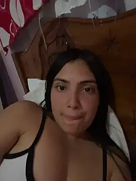 Snapshot of _Laurentt_ chatting on 01-14-26, 12:27 Laurentt online show from 01-14-26, 12:27