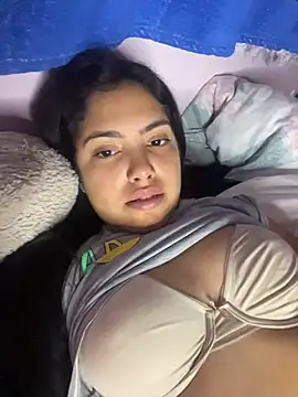 Snapshot of _Laurentt_ chatting on 02-25-26, 03:49 Laurentt online show from 02-25-26, 03:49