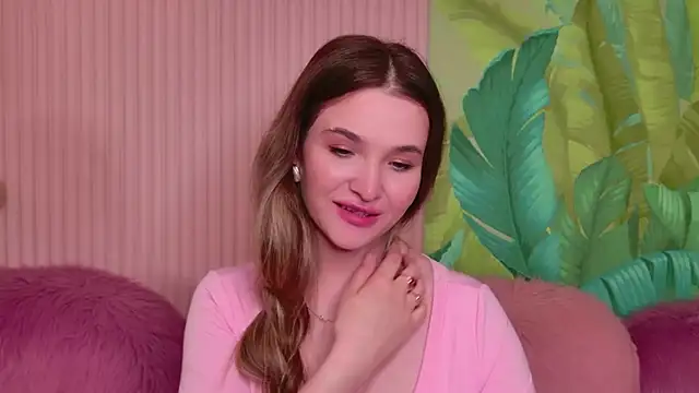 Lina Sinerz online show from 05-23-26, 03:56