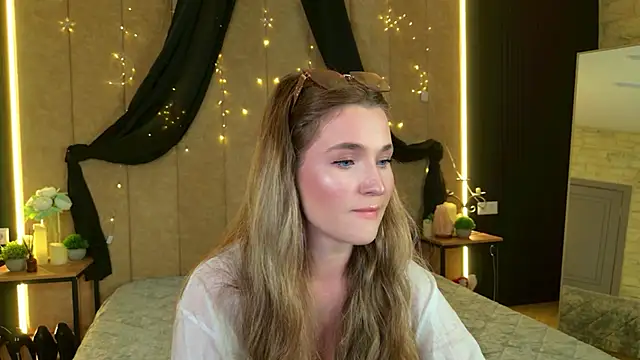 Lina Sinerz online show from 06-10-26, 03:22