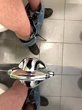 Snapshot of VIP9696 chatting on 01-08-26, 07:38 VIP9696 online show from 01-08-26, 07:38