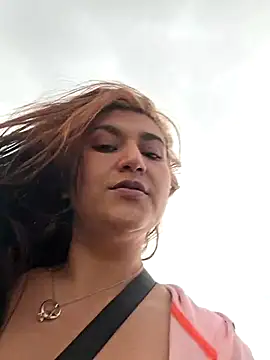 Magenta Moon online show from 01-10-26, 10:14