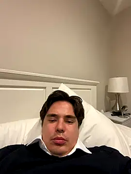 Snapshot of phantom898983 chatting on 12-16-25, 09:14 phantom898983 online show from 12-16-25, 09:14