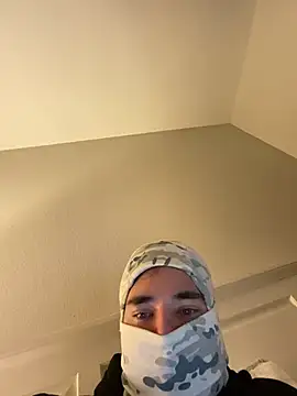 phantom898983 online show from 04-01-26, 07:53