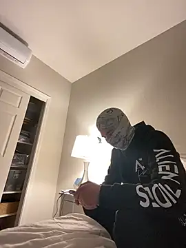 phantom898983 online show from 04-07-26, 10:09