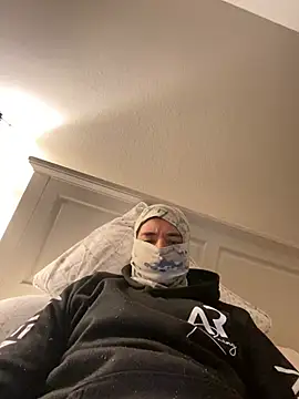 phantom898983 online show from 04-15-26, 06:31