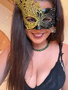 Snapshot of Deborahoff chatting on 05-16-26, 06:28 Deborahoff online show from 05-16-26, 06:28