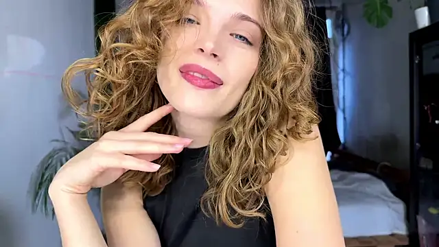 Snapshot of Miss_Monroe chatting on 02-26-26, 06:45 Miss Monroe online show from 02-26-26, 06:45