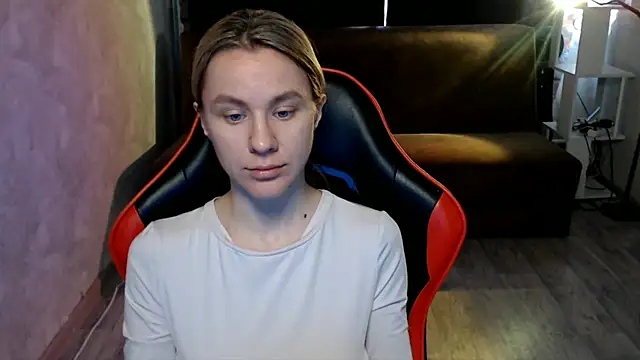 MiaBun1 online show from 04-06-26, 04:46