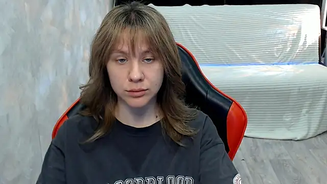 MiaBun1 online show from 05-18-26, 03:24