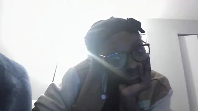 Snapshot of GoddessKoe chatting on 12-05-25, 11:08 GoddessKoe online show from 12-05-25, 11:08
