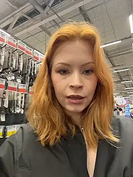  Little Ginger online show from 04-18-26, 01:53