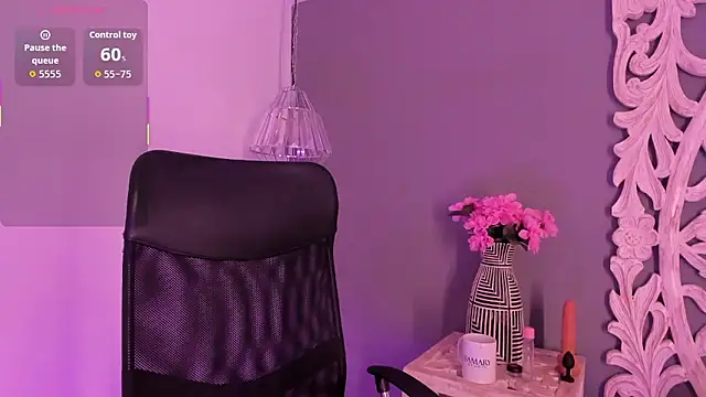 loraineblake online show from 01-12-26, 02:22