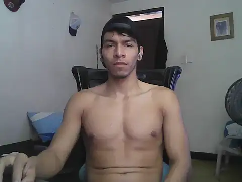 Patrick3 5556 online show from 04-21-26, 01:17