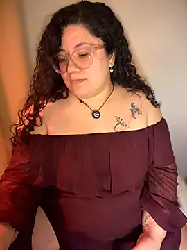 VanesssaMilf  online show from 03-19-26, 11:20