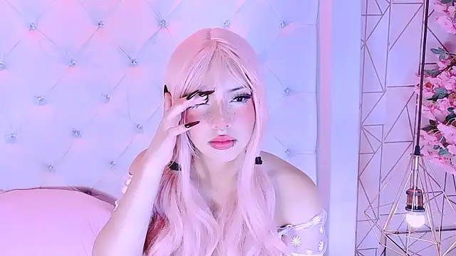 Snapshot of NamiMoon1 chatting on 02-12-26, 01:50 NamiMoon1 online show from 02-12-26, 01:50