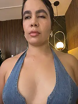 ValentinaEliot online show from 01-08-26, 01:30