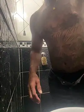 Chris5988 online show from 04-19-26, 03:06