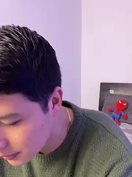 Goldenknight33 online show from 04-10-26, 02:00