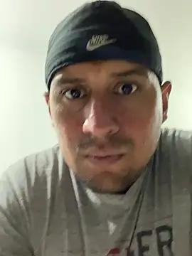 Snapshot of DarkOnebaki- chatting on 01-12-26, 05:34 DarkOnebaki- online show from 01-12-26, 05:34