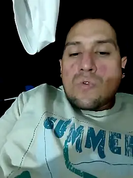 Snapshot of DarkOnebaki- chatting on 04-28-26, 06:07 DarkOnebaki- online show from 04-28-26, 06:07