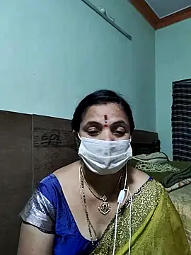 Snapshot of bhavyasri_55 chatting on 02-04-26, 01:11 bhavyasri 55 online show from 02-04-26, 01:11