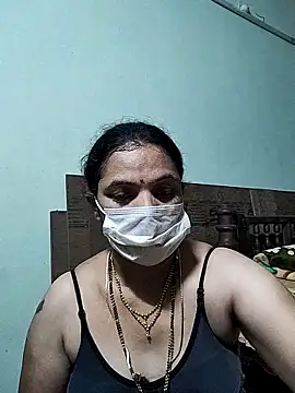 Snapshot of bhavyasri_55 chatting on 02-10-26, 12:59 bhavyasri 55 online show from 02-10-26, 12:59