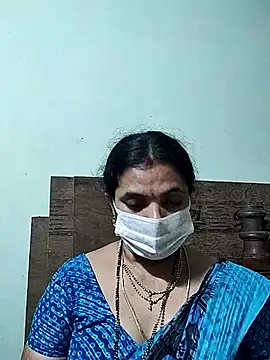 Snapshot of bhavyasri_55 chatting on 02-13-26, 03:30 bhavyasri 55 online show from 02-13-26, 03:30