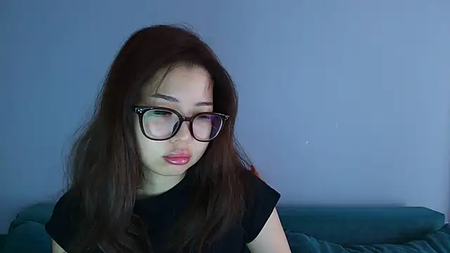 Snapshot of kimyjina chatting on 07-13-26, 03:31 kimyjina online show from 07-13-26, 03:31