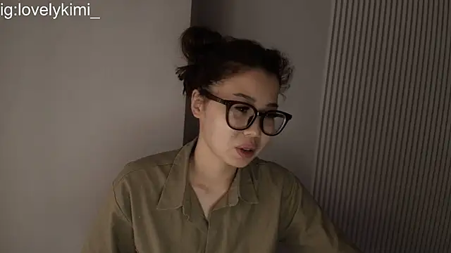 Snapshot of kimyjina chatting on 07-19-26, 03:43 kimyjina online show from 07-19-26, 03:43