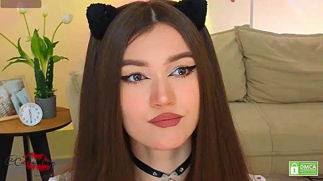 oliviaah  online show from 04-01-26, 04:15