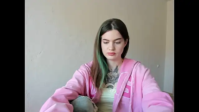 Snapshot of NikkieKitty chatting on 03-29-26, 10:48 NikkieKitty online show from 03-29-26, 10:48