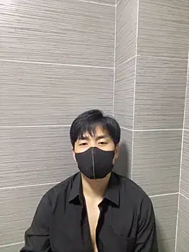 kimze7 online show from 04-11-26, 01:37