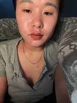 Snapshot of Lylyk2 chatting on 12-16-25, 12:43 Lylyk2 online show from 12-16-25, 12:43