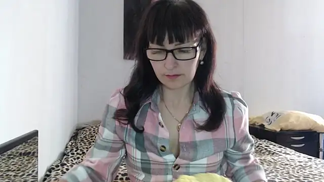 Snapshot of Eila_Morigan chatting on 04-22-26, 05:54 Eila Morigan online show from 04-22-26, 05:54