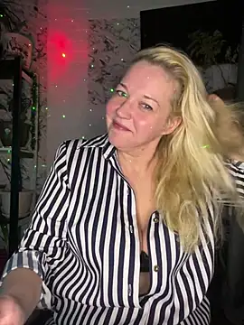 JenniferCarmen online show from 01-11-26, 07:08