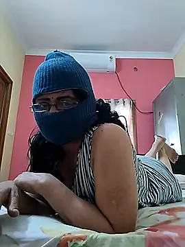 Bindhu 30 online show from 12-23-25, 03:48