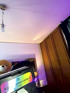 Snapshot of Moon_Magic666 chatting on 01-14-26, 05:51 Moon Magic666 online show from 01-14-26, 05:51