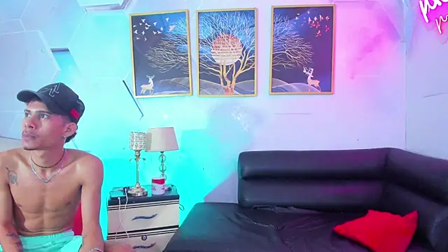 Alex jeins at online show from 02-09-26, 02:10