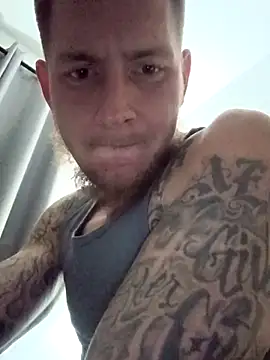 Snapshot of aboogie0420 chatting on 12-19-25, 11:45 aboogie0420 online show from 12-19-25, 11:45