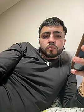 Snapshot of Levi_rentboy chatting on 02-19-26, 01:01 Levi rentboy online show from 02-19-26, 01:01